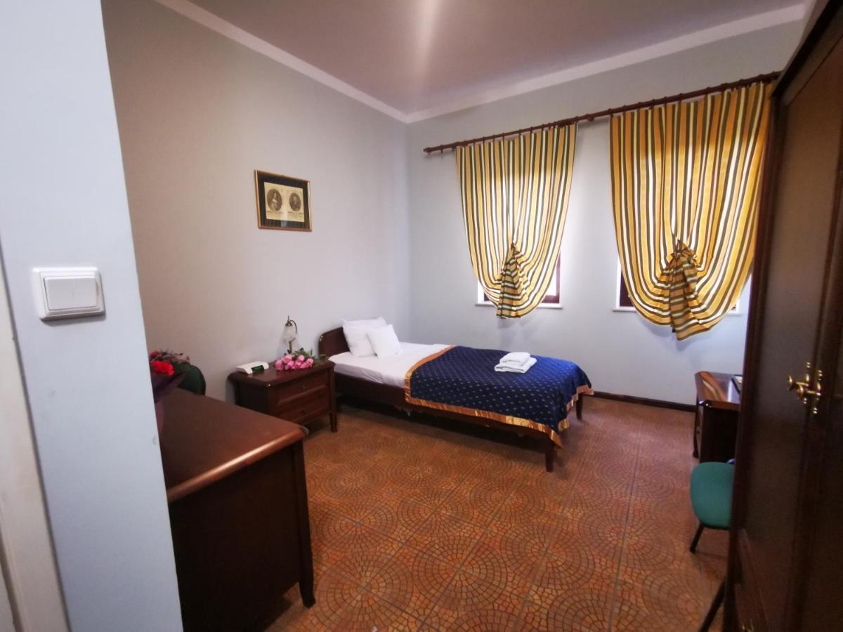 Fort Hotel Varsovia Exterior foto